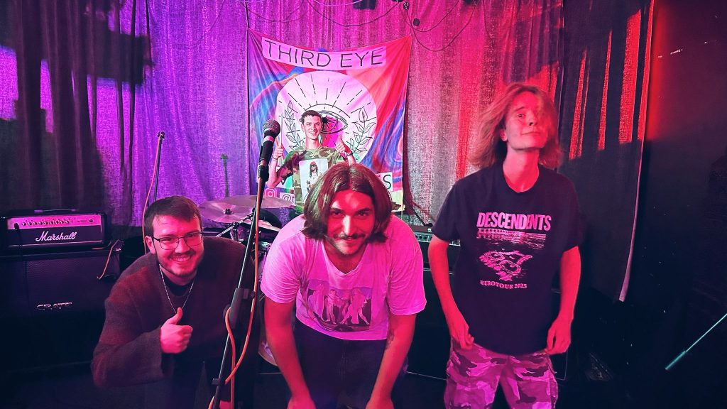 Porcelain Girl at the Vic Inn